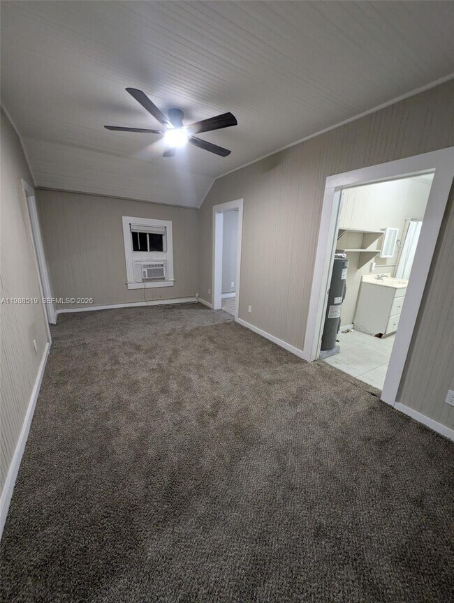 Building Photo - 700 Boston Ave