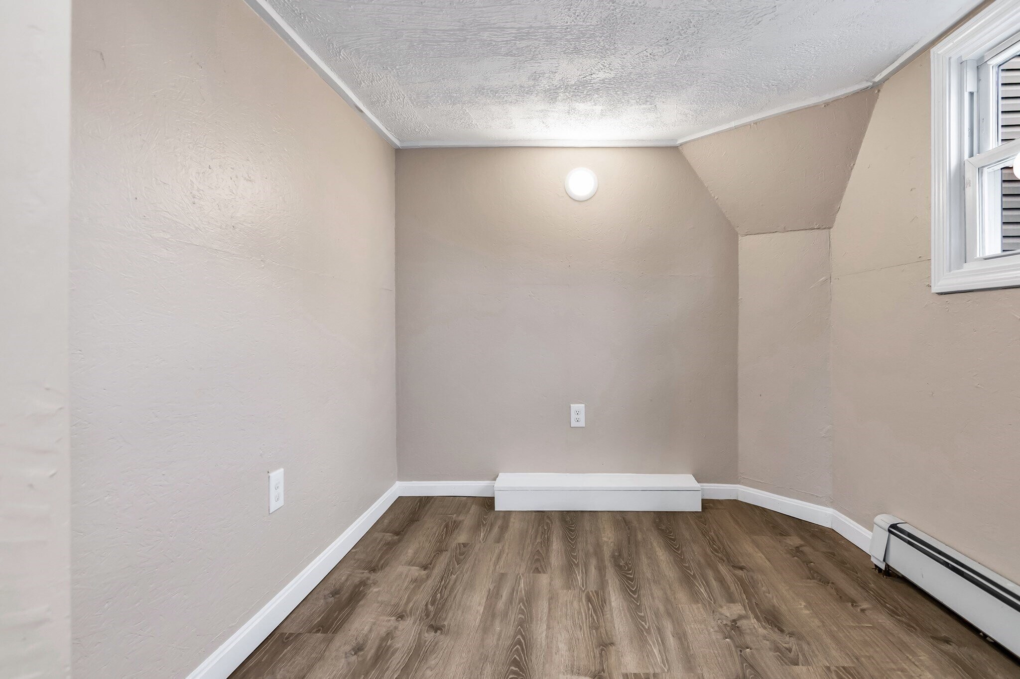 Building Photo - 153 Union St