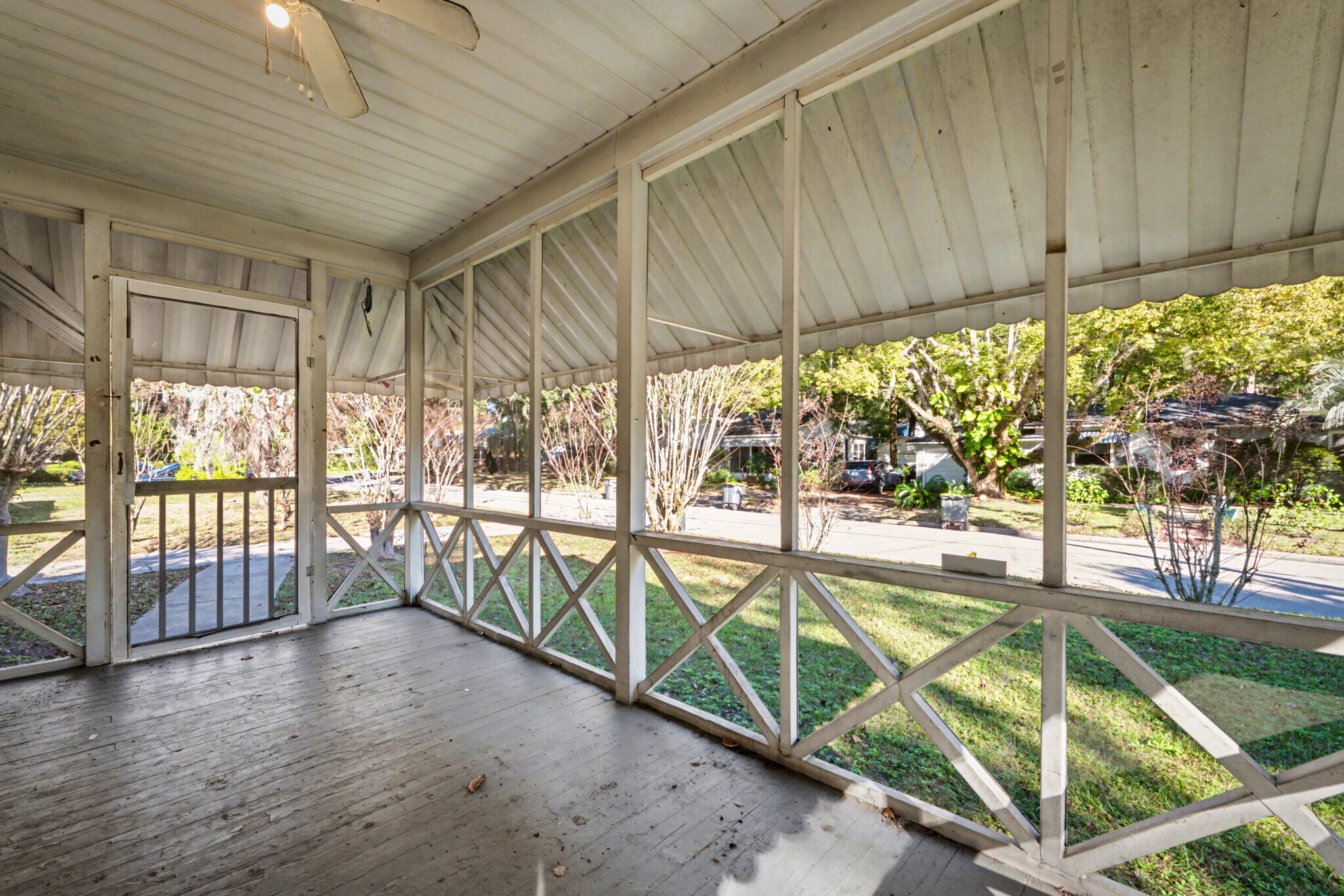 Building Photo - 2652 Merwyn Rd