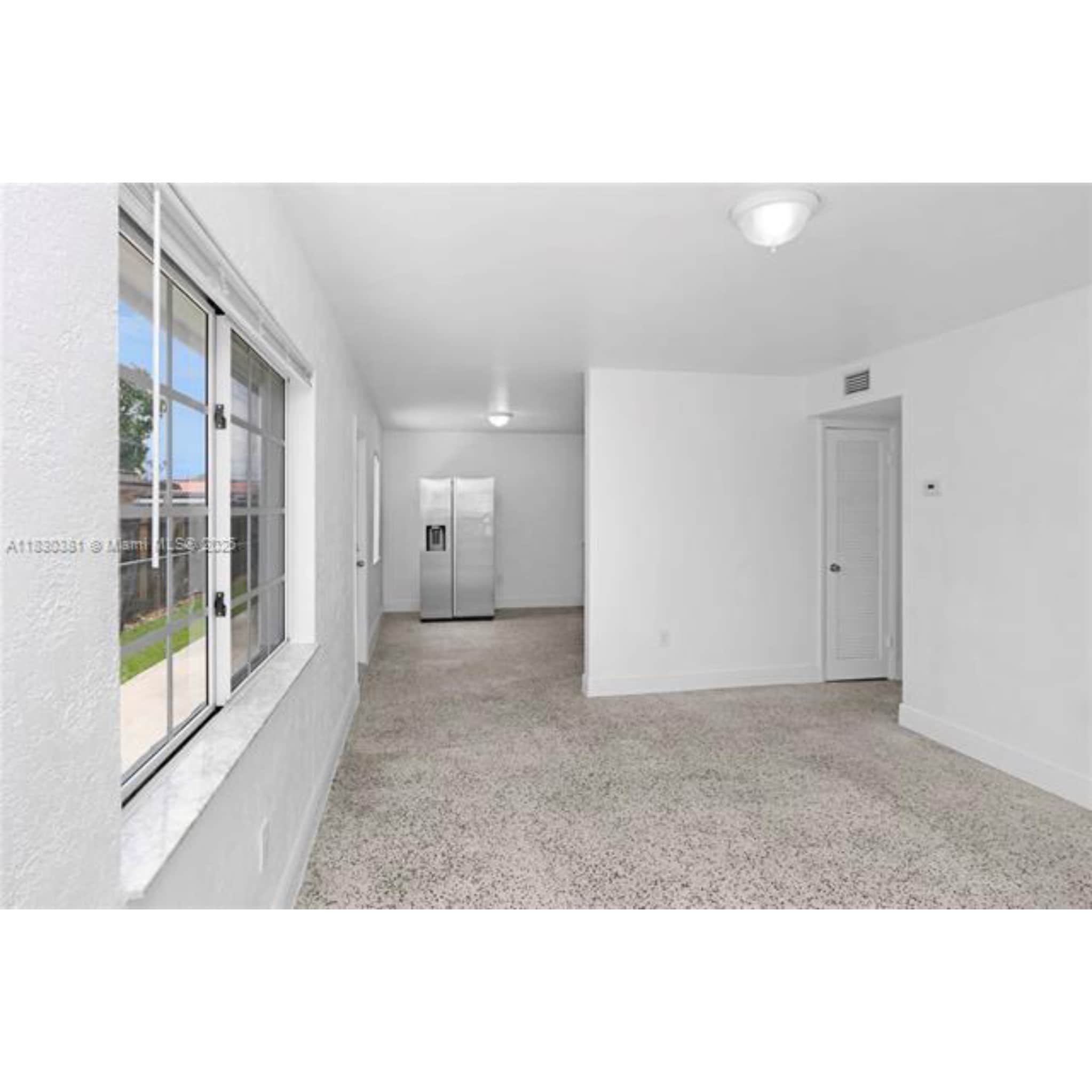 Building Photo - 3531 SW 91st Ave