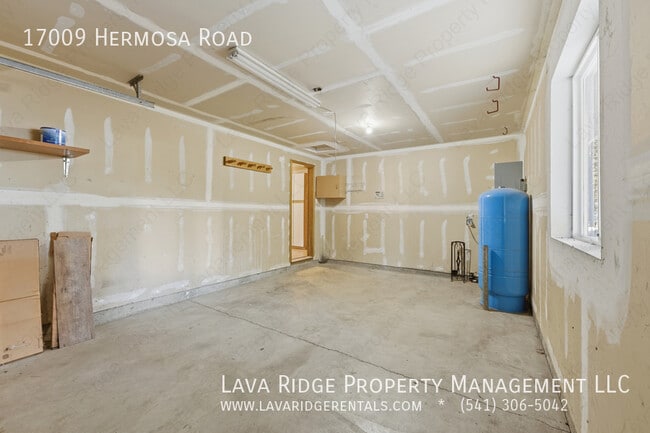 Building Photo - 17009 Hermosa Rd