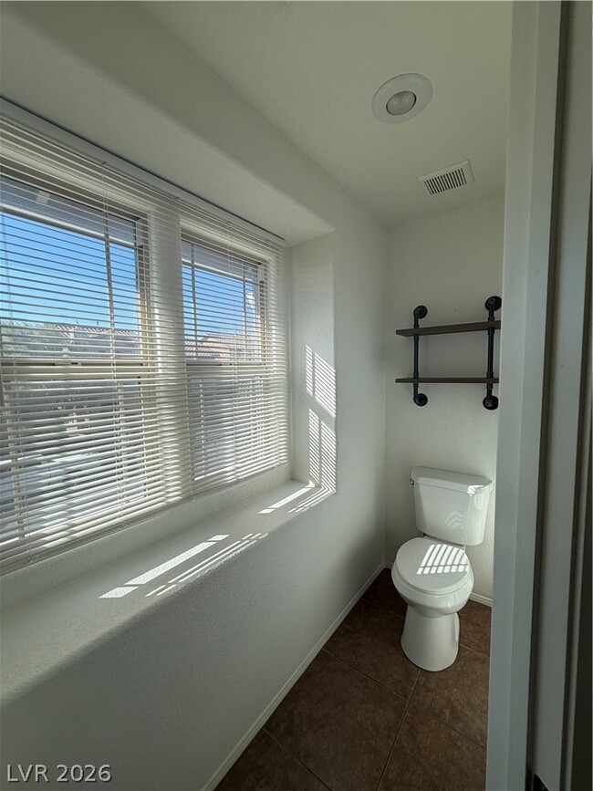 Building Photo - 10806 Old Ironsides Ave