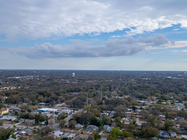 Building Photo - 519 Tampa Bay Growth Fund Principal LLC