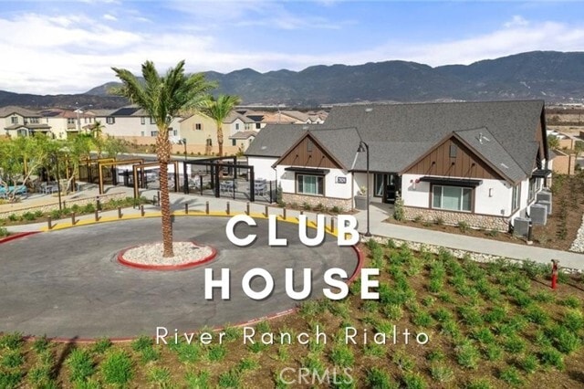 Building Photo - 2437 Crater Ave