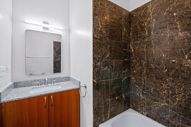 Building Photo - 4545 S Drexel Blvd