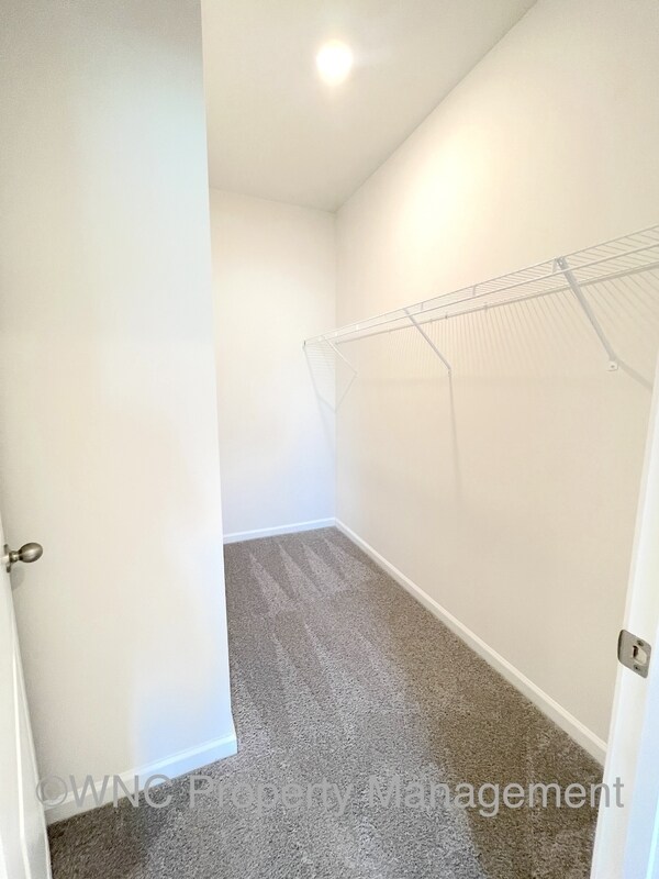 Building Photo - 134 Shorthorn Rd