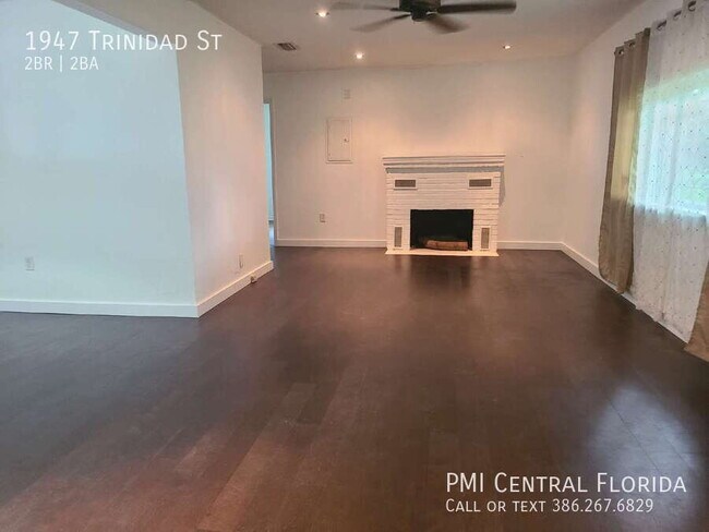 Building Photo - 1947 Trinidad St