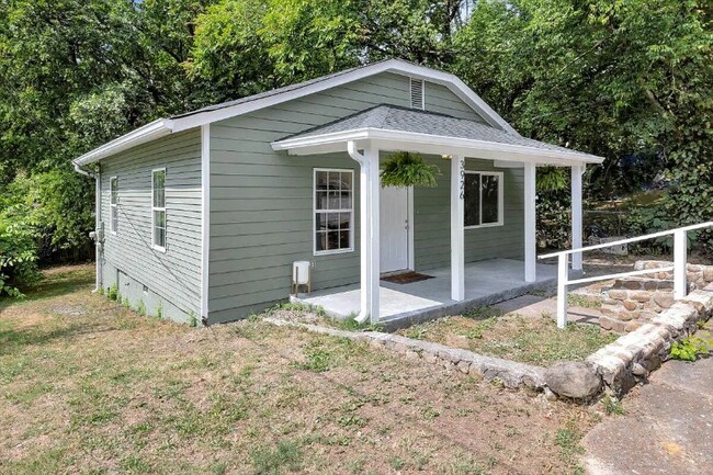 Building Photo - 3926 Arkwright St