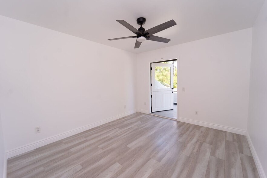 Building Photo - 11723 Porter Valley Dr