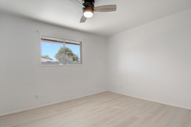 Building Photo - Spacious 4BR Tempe Home with Private Pool Near ASU