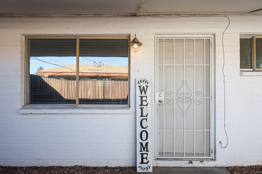 security door to allow fresh breezes in - 3022 N 37th St
