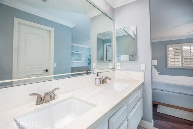 Building Photo - 7892 Southwind Cir