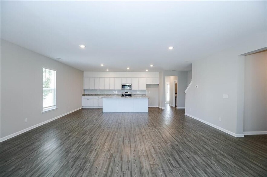 Building Photo - 4355 Magpie Dr