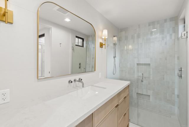 Building Photo - 16735 La Gracia B