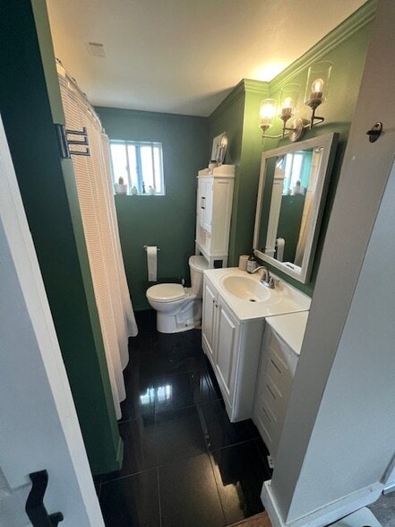 Building Photo - 23 Williams St