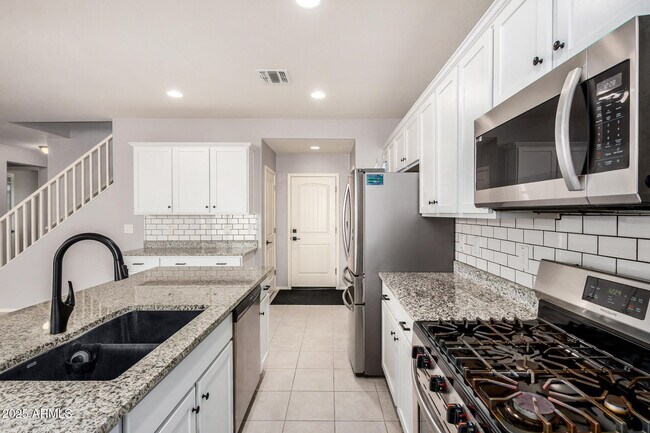 Building Photo - 12240 W Desert Sun Ln