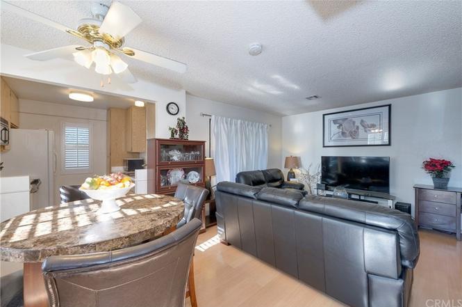 Building Photo - 10311 Azuaga St