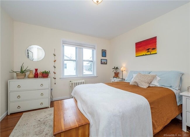 Building Photo - 115 Main St