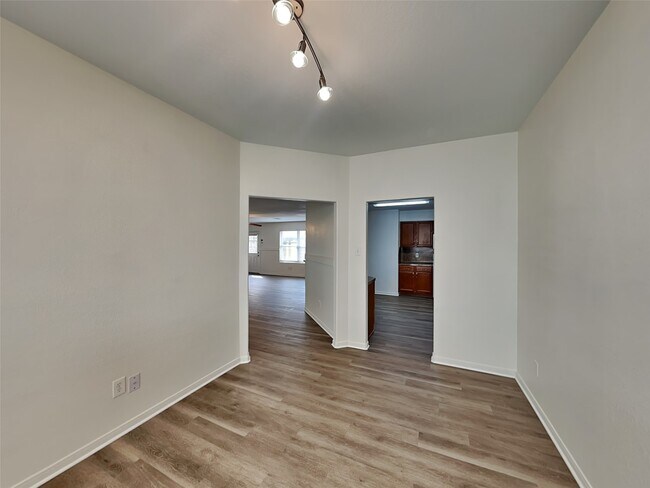 Building Photo - 11110 Vanilla Circle Court