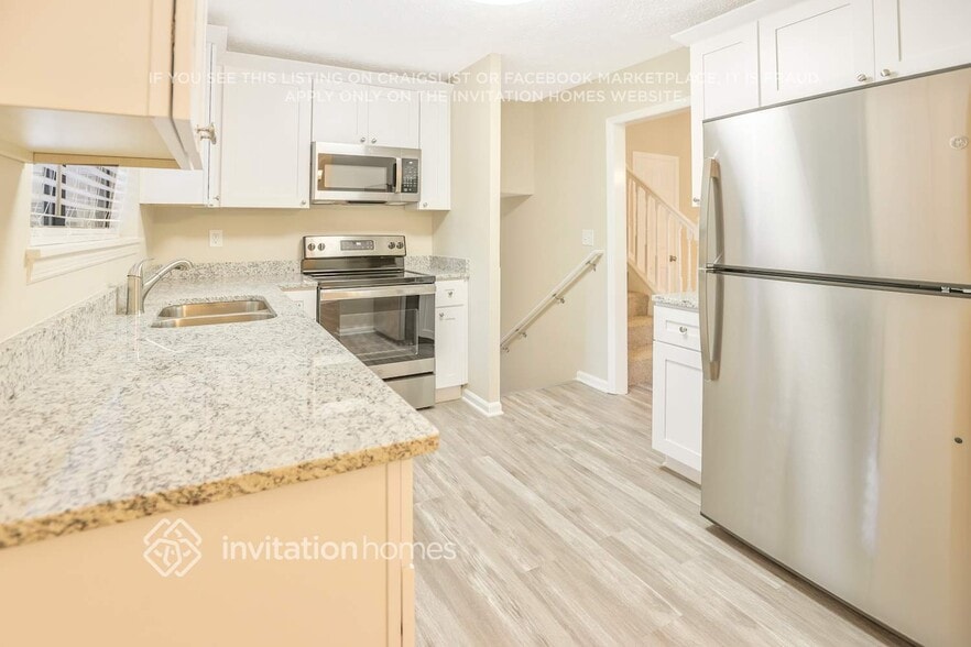 Building Photo - 8952 Saddlewood Dr