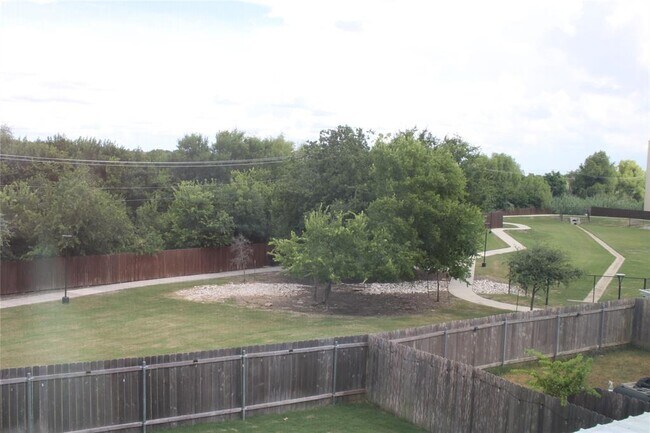 Building Photo - 15109 Casbah Dr