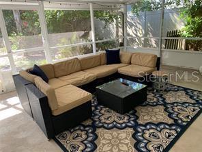 Building Photo - 525 Bay St