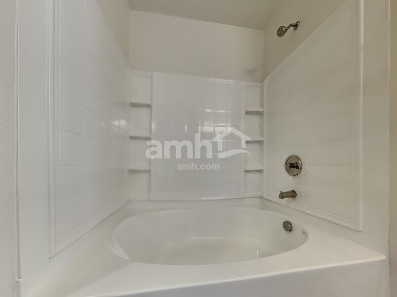 Building Photo - 9144 Rich Tapestry Ct