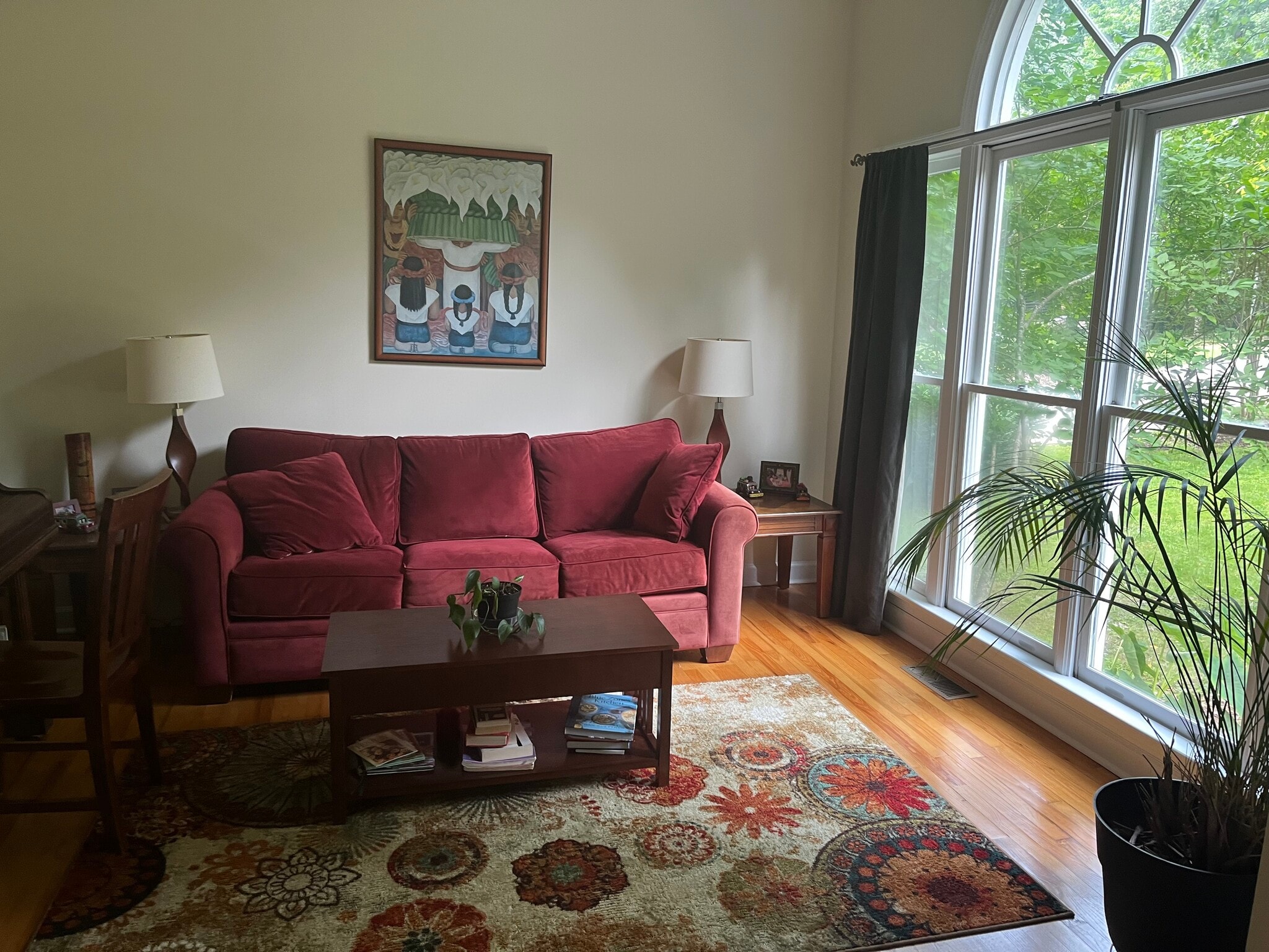 Access to shared living room - 209 Cates Farm Rd