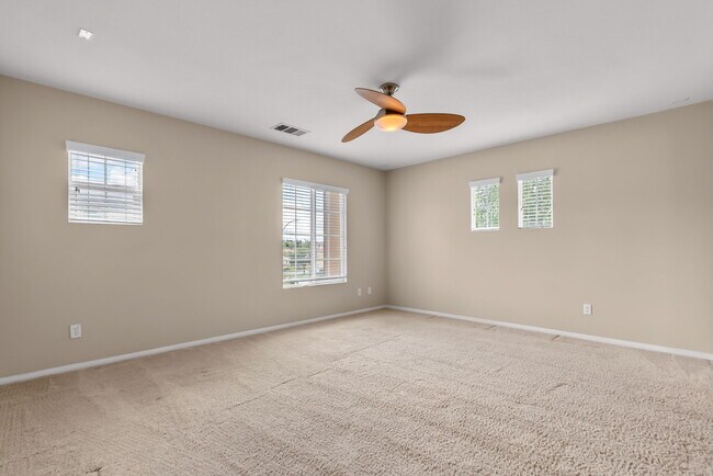 Building Photo - 33822 Temecula Creek Rd