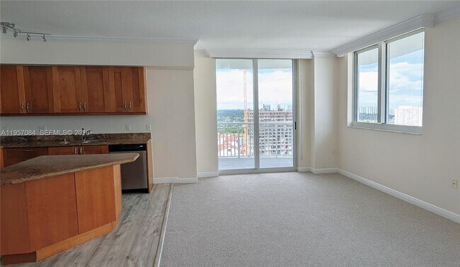 Building Photo - 1745 E Hallandale Beach Blvd