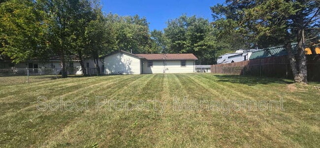 Building Photo - 7704 Kern Valley Dr