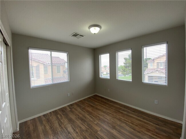 Building Photo - 10436 Chrisman Ave