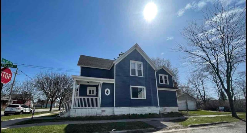 Building Photo - 600 18th St