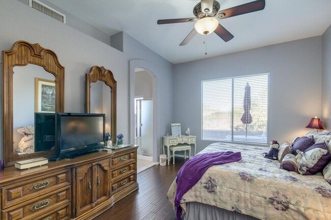 Building Photo - 10474 E Morning Star Dr
