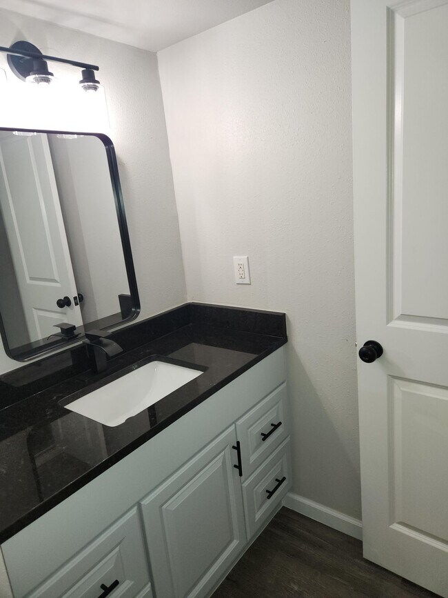 Building Photo - NOW LEASING 2 BEDROOM