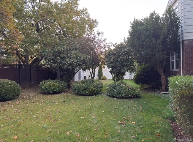 Building Photo - 21 Richman Ave