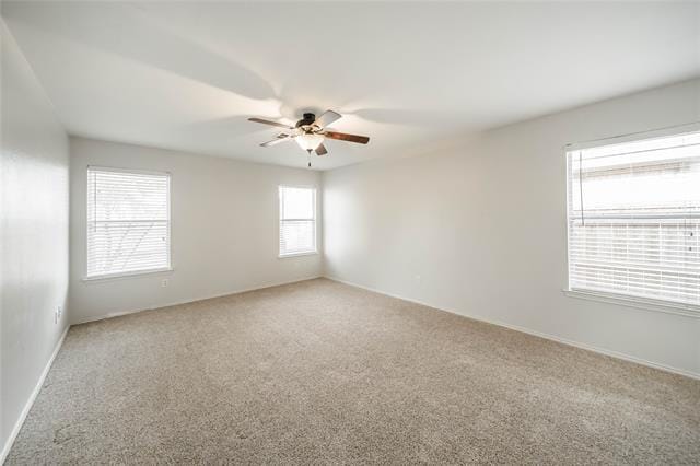 Building Photo - 2211 Lilac Cir