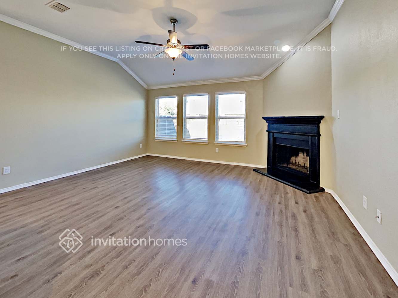 Building Photo - 260 Oxford Dr