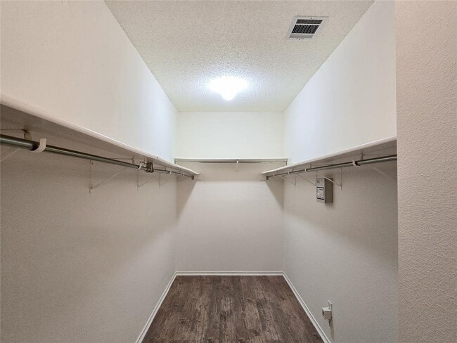Building Photo - 8321 Cambria Dr