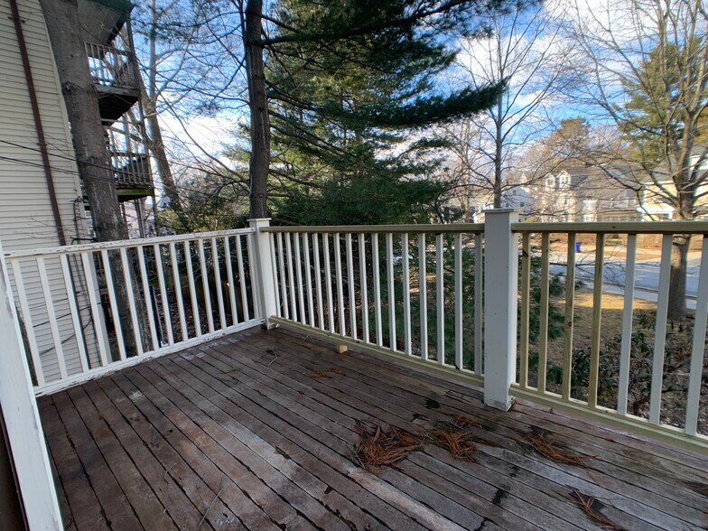 Building Photo - 20 Eliot St