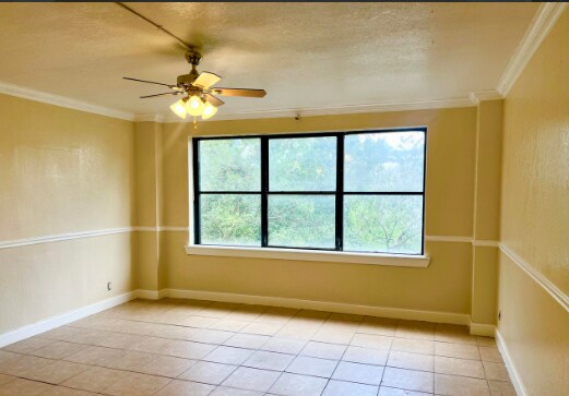 Building Photo - 311 W Ashley St