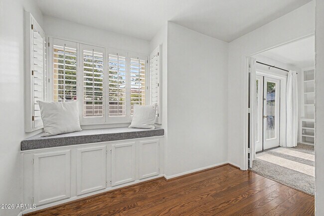 Building Photo - 2445 S Catarina