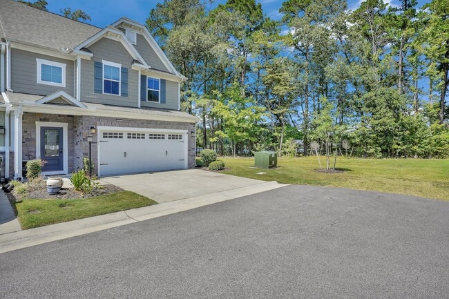 Building Photo - 1921 Doubloon Way