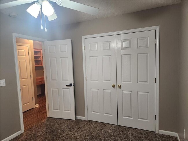 Building Photo - 406 James Ct