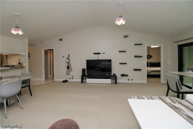 Building Photo - 5767 Deauville Cir