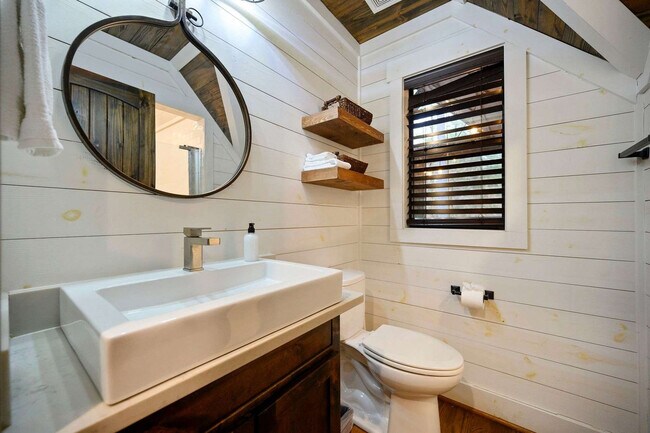 Building Photo - 295 Apple Rdg Ln