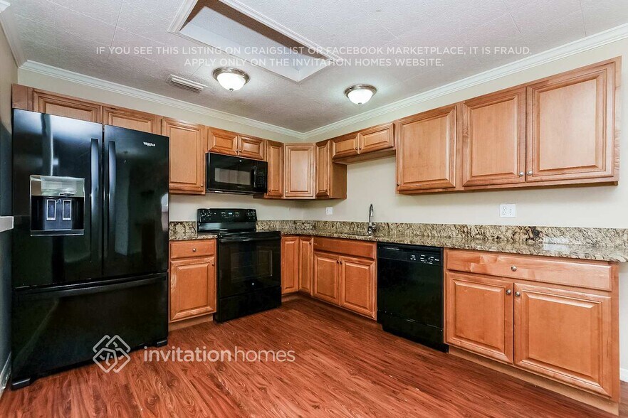 Building Photo - 3207 49th Ave Dr W