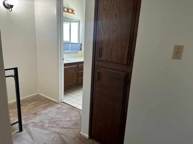 Building Photo - 3333 El Encanto Ct