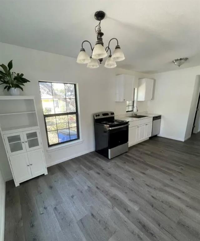 Building Photo - 613 S Saunders St