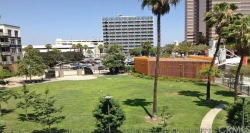 Building Photo - 133 The Promenade N